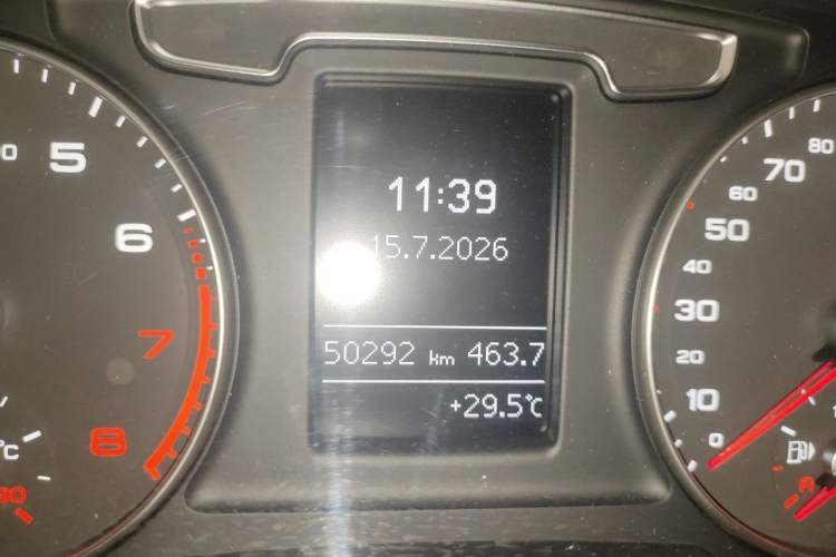 Used Audi Q3 2016 35 TFSI Fashion Model Odometer Close Up