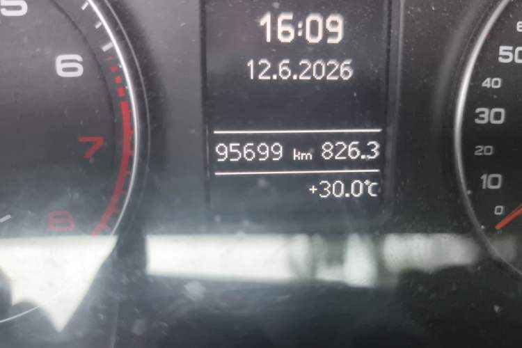 Used Audi Q3 2016 30 TFSI Fashion Model Odometer Close Up