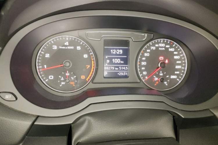 Used Audi Q3 2016 30 TFSI Fashion Model Odometer Close Up