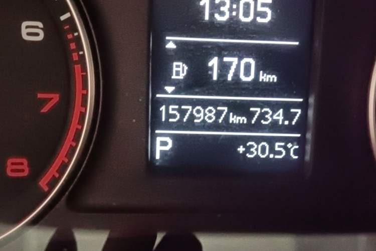 Used Audi Q3 2016 35 TFSI Collection Edition Intelligent Model Odometer Close Up