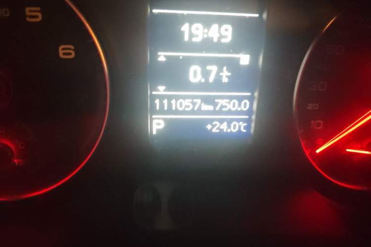 Used Audi Q3 2016 30 TFSI Standard Model Odometer Close Up