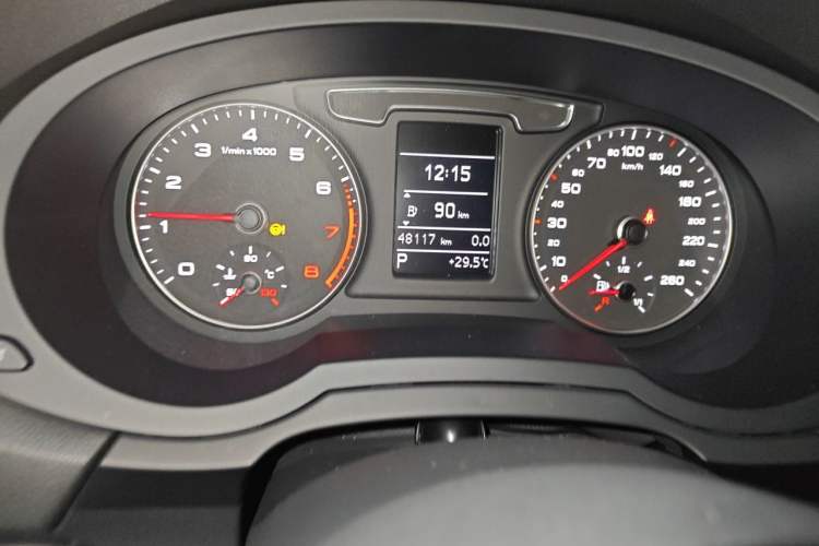 Used Audi Q3 2016 30 TFSI Fashion Model Odometer Close Up