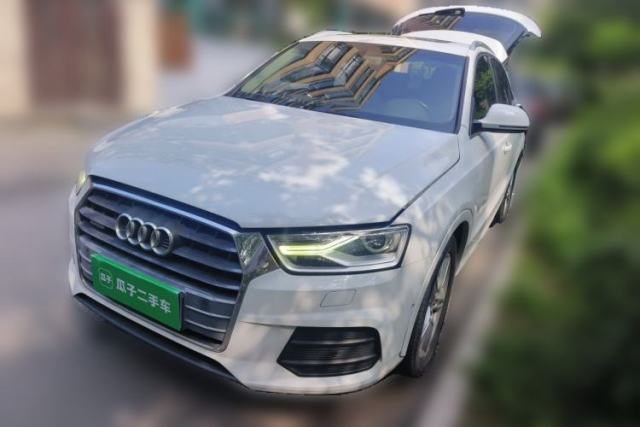 Audi Q3 2016 35 TFSI quattro all-wheel drive special edition مستعملة