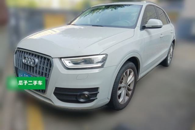 Audi Q3 2016 30 TFSI Collector's Edition Comfort Model مستعملة