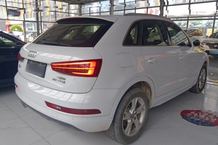 Used Audi Q3 2016 35 TFSI Fashion Model Rear Right 45 Deg