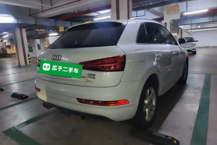 Used Audi Q3 2016 30 TFSI Fashion Model Rear Right 45 Deg