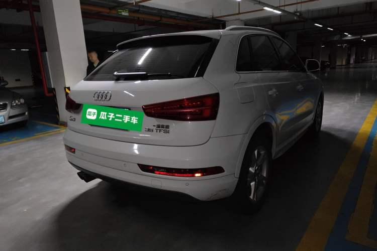 Used Audi Q3 2016 35 TFSI Fashion Model Rear Right 45 Deg