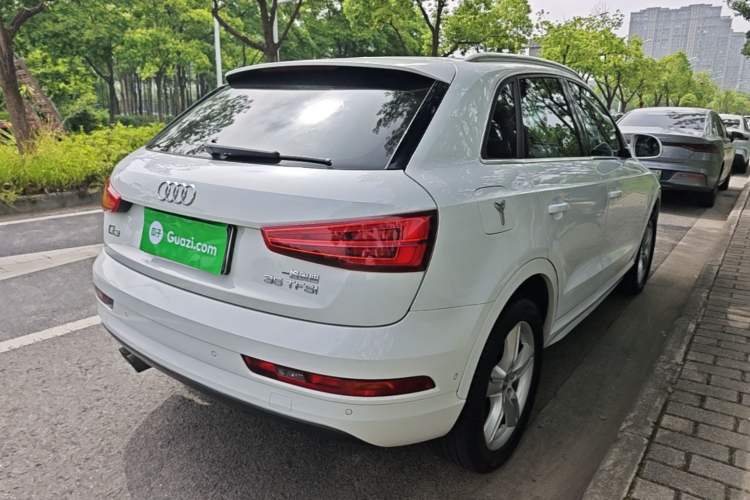 Used Audi Q3 2016 35 TFSI Style Edition Rear Right 45 Deg