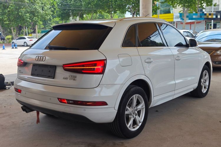 Used Audi Q3 2016 35 TFSI Fashion Model Rear Right 45 Deg