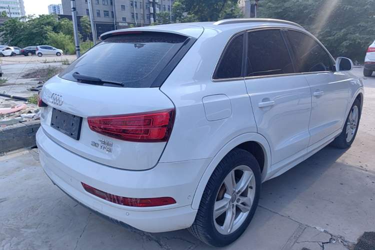 Used Audi Q3 2016 30 TFSI Fashion Model Rear Right 45 Deg
