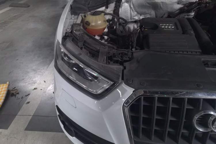 Used Audi Q3 2016 30 TFSI Collector's Edition Comfort Model Right Front Headlight