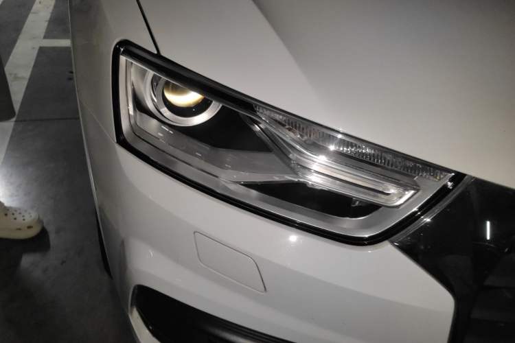 Used Audi Q3 2016 35 TFSI Fashion Model Right Front Headlight