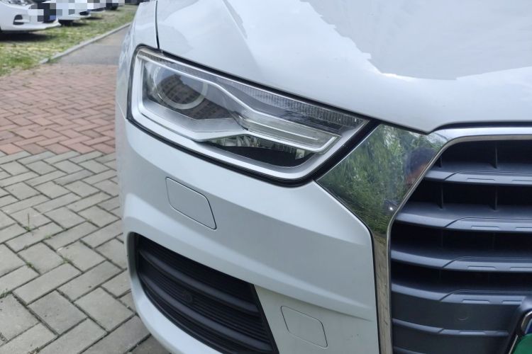 Used Audi Q3 2016 30 TFSI Fashion Model Right Front Headlight