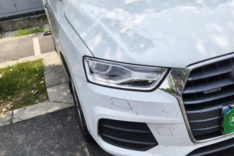 Used Audi Q3 2016 35 TFSI quattro all-wheel-drive style model Right Front Headlight