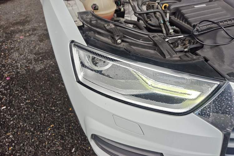Used Audi Q3 2016 30 TFSI Standard Model Right Front Headlight