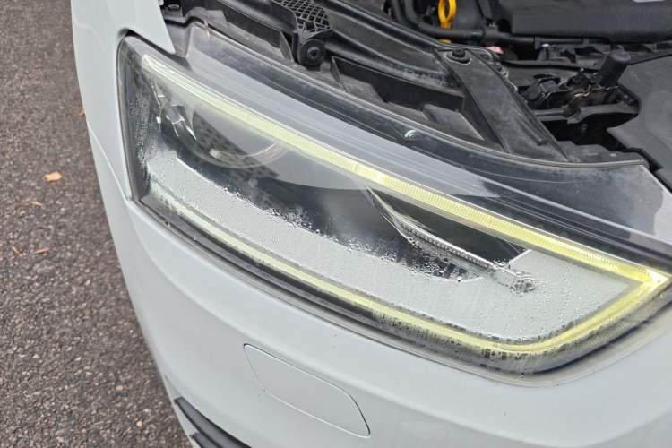 Used Audi Q3 2016 35 TFSI Collection Edition quattro Enjoyment Model Right Front Headlight