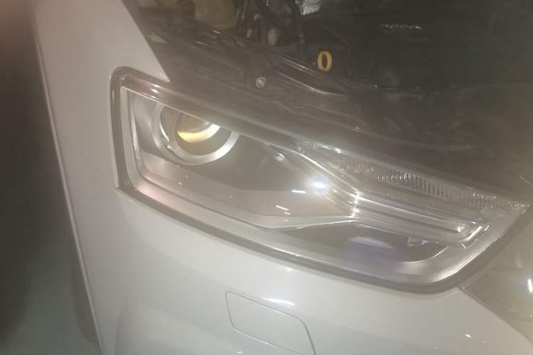 Used Audi Q3 2016 35 TFSI Fashion Model Right Front Headlight