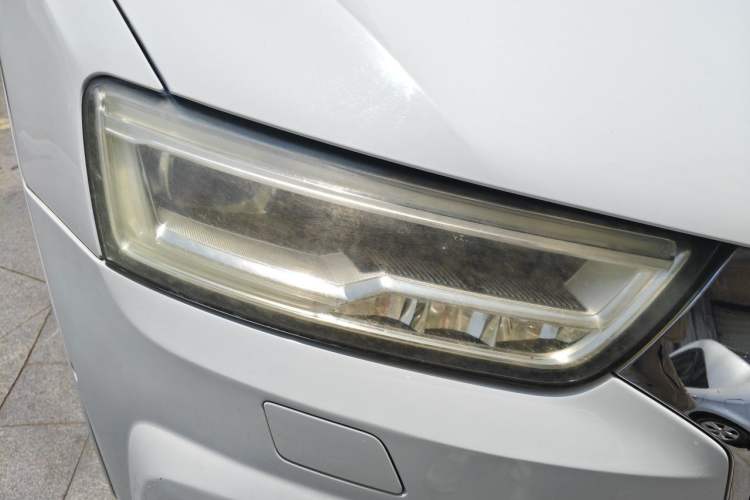 Used Audi Q3 2016 30 TFSI Fashion Model Right Front Headlight