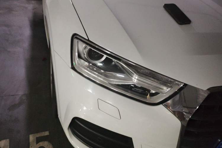 Used Audi Q3 2016 35 TFSI Fashion Model Right Front Headlight