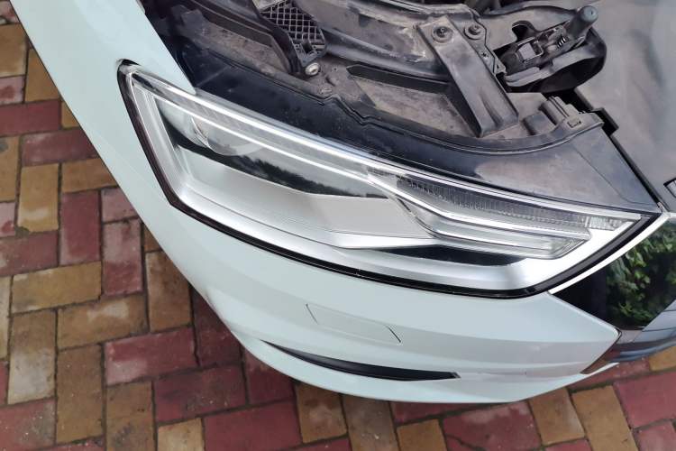 Used Audi Q3 2016 30 TFSI Standard Model Right Front Headlight