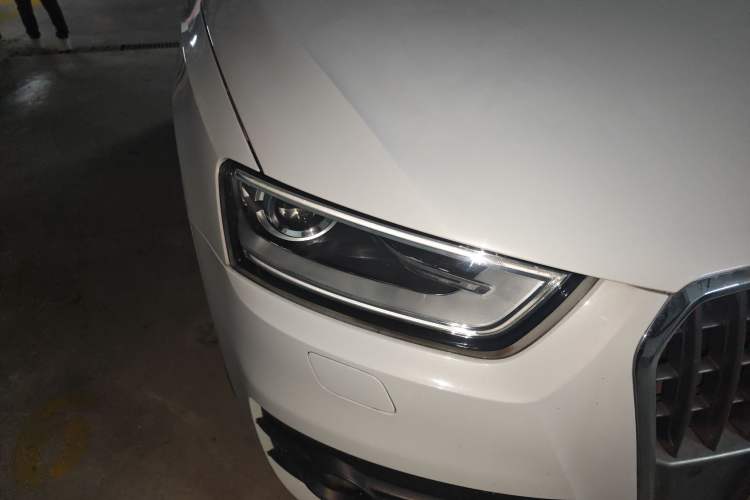 Used Audi Q3 2016 30 TFSI Collector's Edition Intelligent Model Right Front Headlight