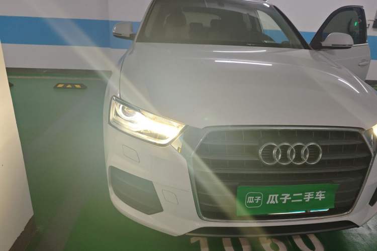 Used Audi Q3 2016 35 TFSI Fashion Model Right Front Headlight