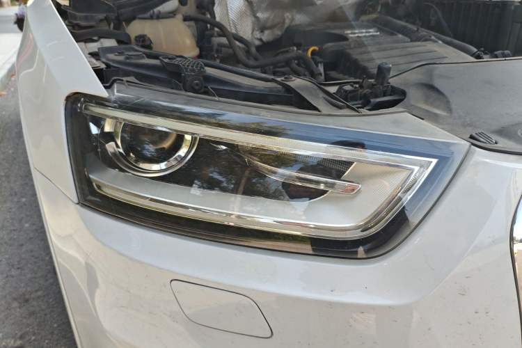 Used Audi Q3 2016 30 TFSI Collector's Edition Comfort Model Right Front Headlight