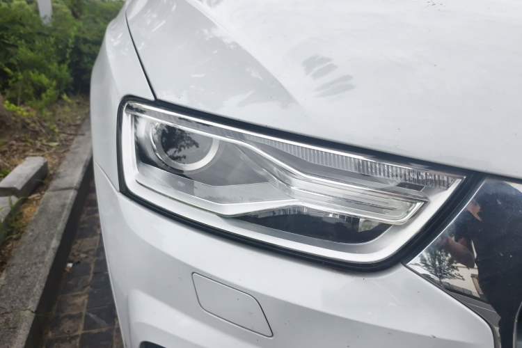 Used Audi Q3 2016 30 TFSI Fashion Model Right Front Headlight