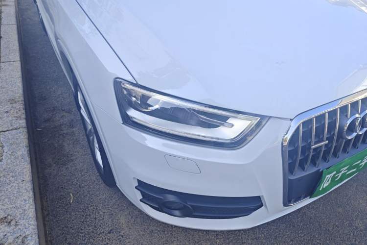 Used Audi Q3 2016 30 TFSI Collector's Edition Comfort Model Right Front Headlight