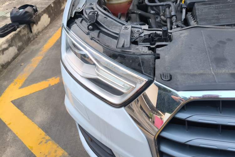 Used Audi Q3 2016 30 TFSI Fashion Model Right Front Headlight