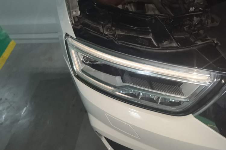 Used Audi Q3 2016 30 TFSI Fashion Model Right Front Headlight