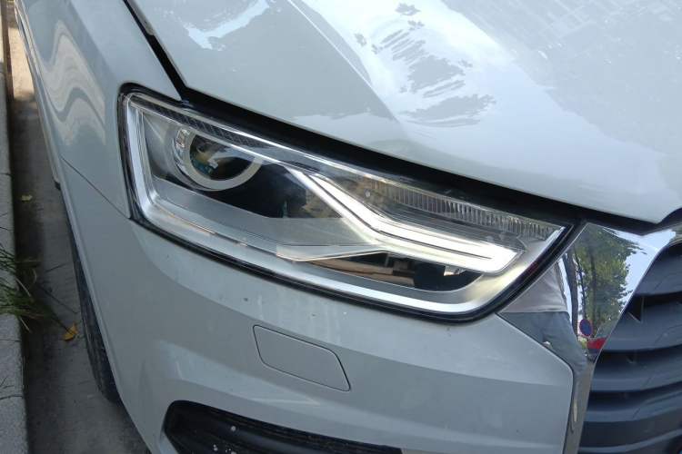 Used Audi Q3 2016 35 TFSI Fashion Model Right Front Headlight