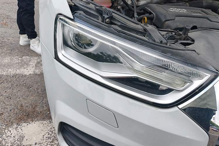Used Audi Q3 2016 35 TFSI Fashion Model Right Front Headlight