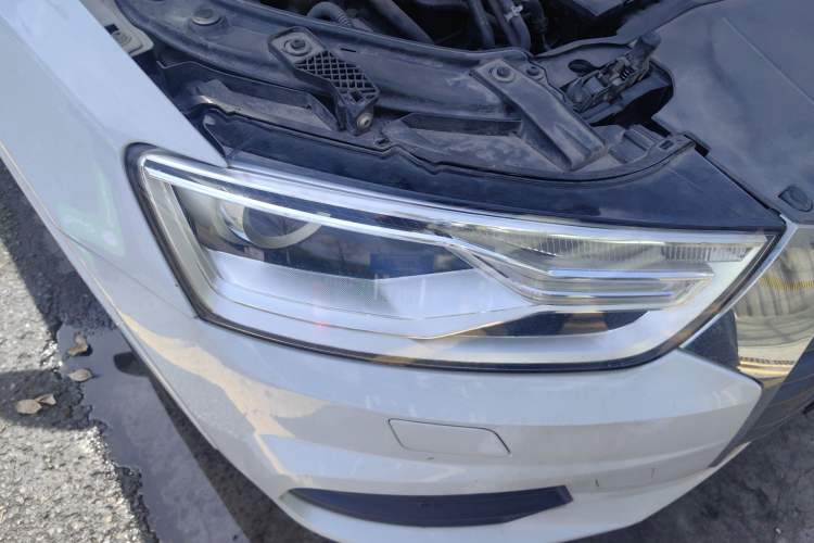 Used Audi Q3 2016 30 TFSI Fashion Model Right Front Headlight