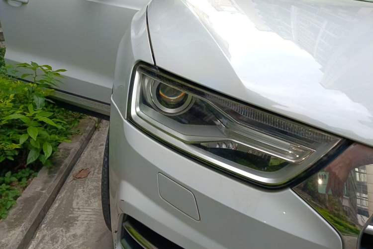 Used Audi Q3 2016 30 TFSI Standard Model Right Front Headlight