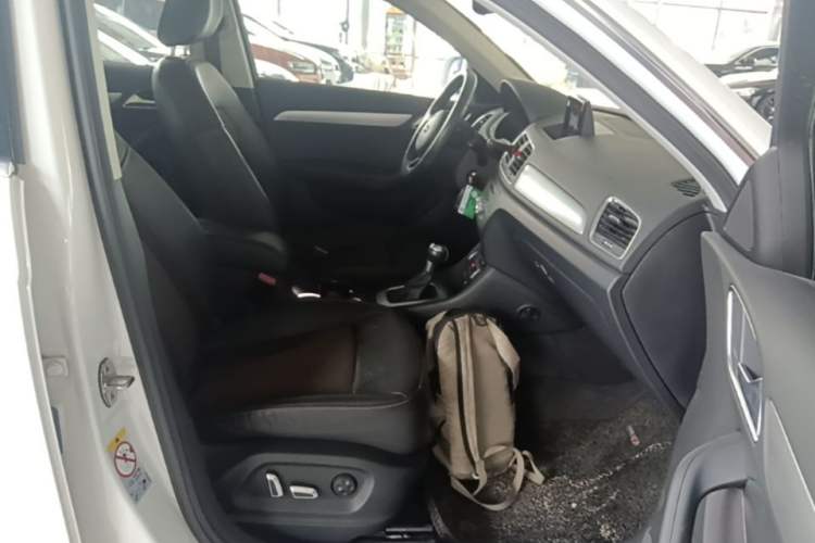 Used Audi Q3 2016 35 TFSI Fashion Model Right Front Seat