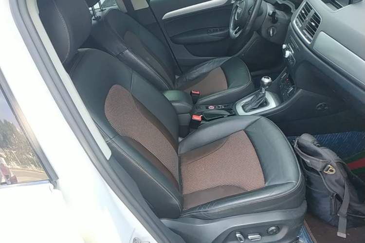 Used Audi Q3 2016 35 TFSI Fashion Model Right Front Seat