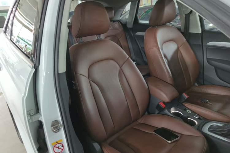 Used Audi Q3 2016 35 TFSI Fashion Model Right Front Seat
