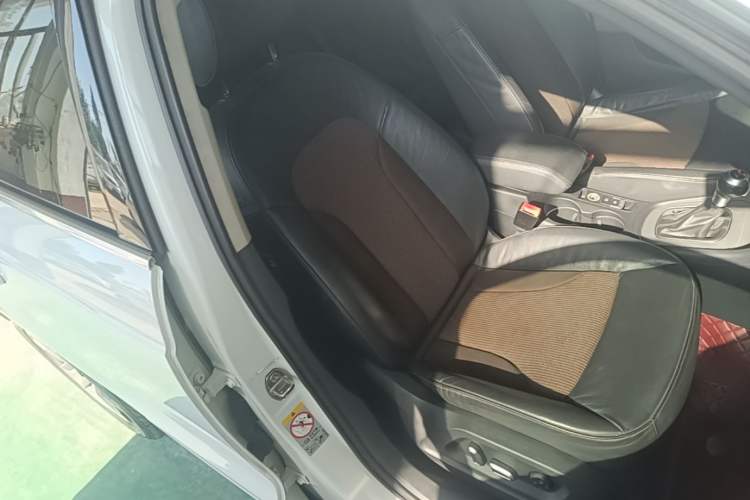 Used Audi Q3 2016 35 TFSI Fashion Model Right Front Seat
