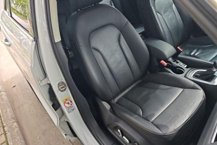Used Audi Q3 2016 35 TFSI Style Edition Right Front Seat