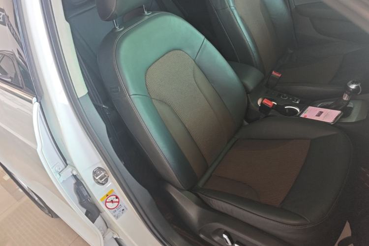 Used Audi Q3 2016 35 TFSI Fashion Model Right Front Seat