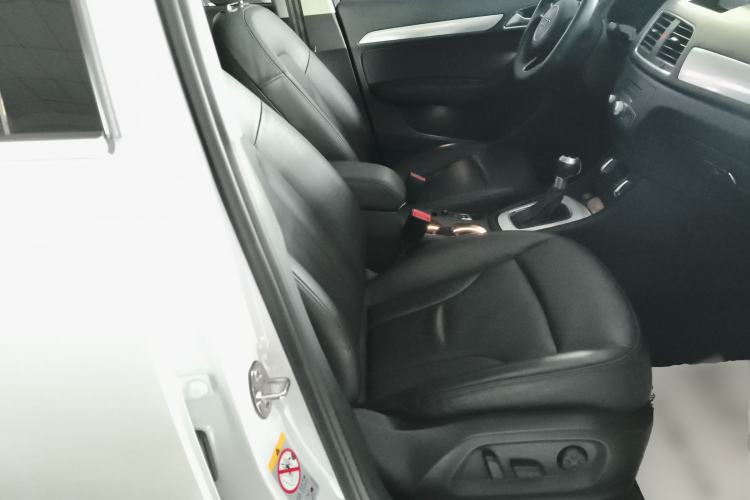 Used Audi Q3 2016 35 TFSI Collection Edition Comfort Model Right Front Seat