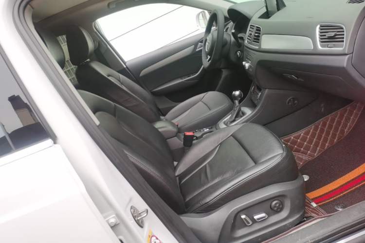 Used Audi Q3 2016 35 TFSI Fashion Model Right Front Seat
