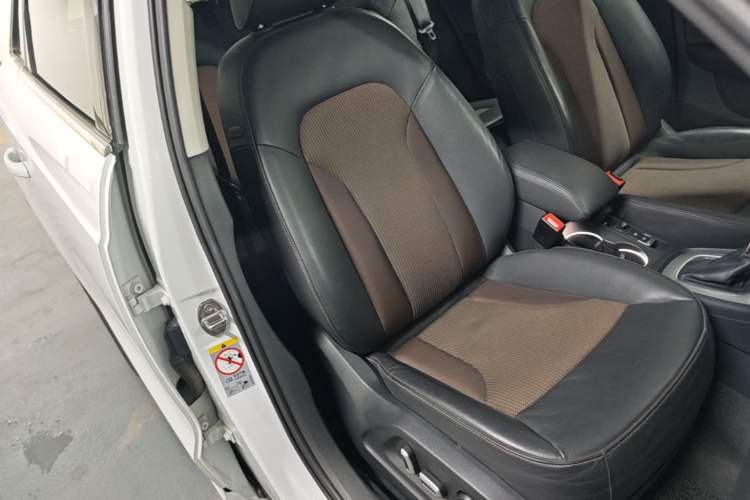 Used Audi Q3 2016 30 TFSI Fashion Model Right Front Seat