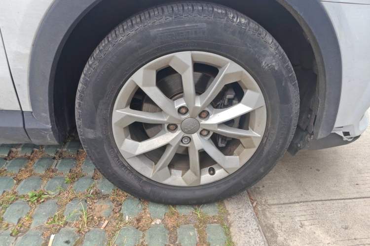 Used Audi Q3 2016 30 TFSI Standard Model Right Front Wheel Hub