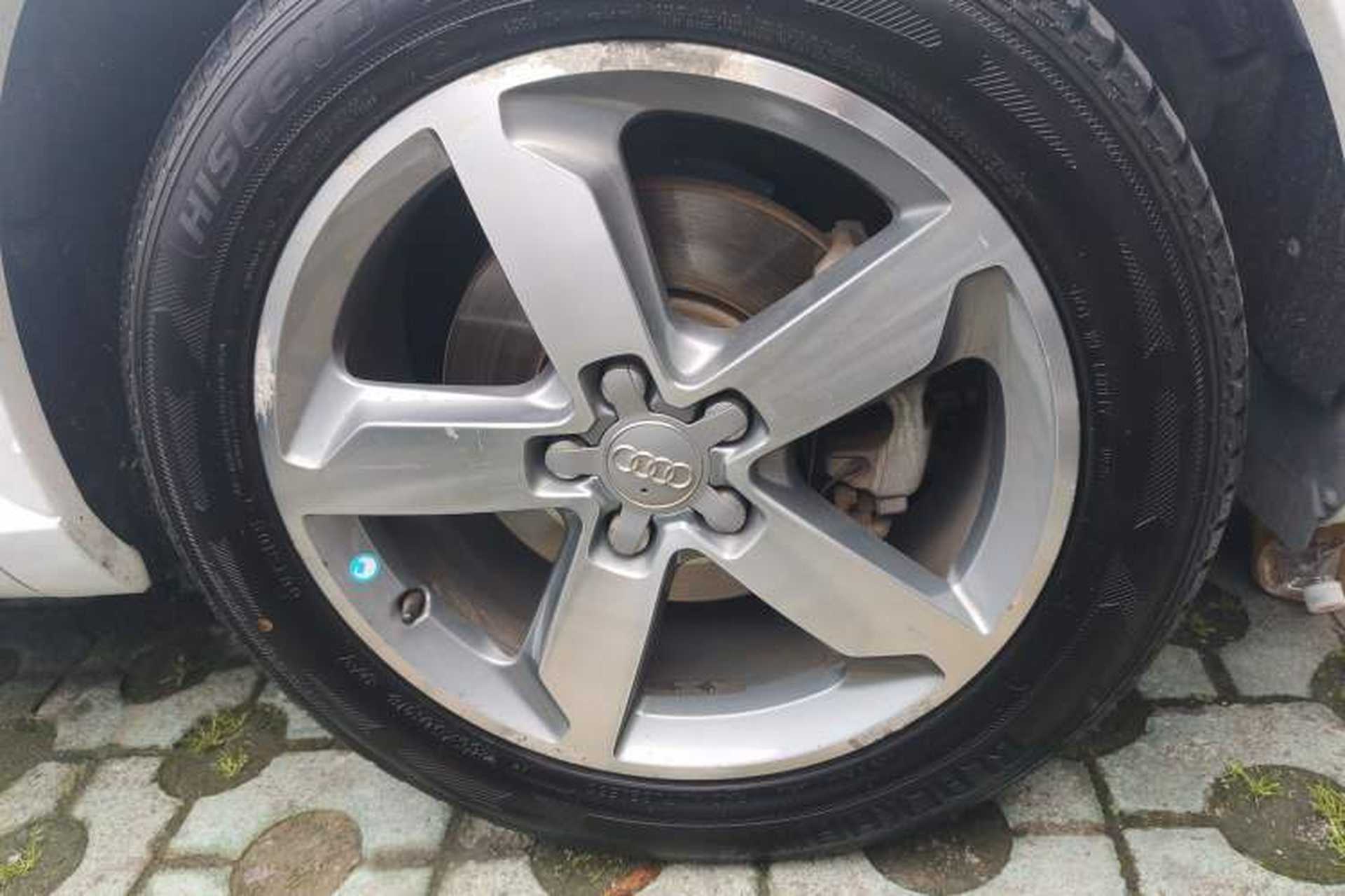 Used Audi Q3 2016 35 TFSI Collection Edition Intelligent Model Right Front Wheel Hub