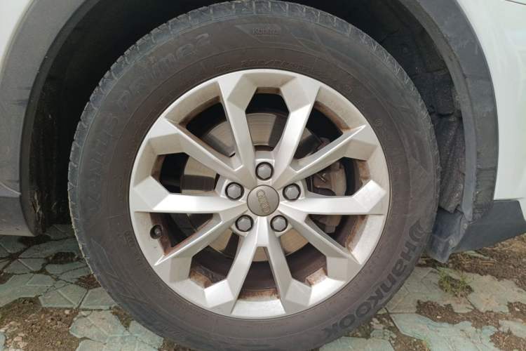 Used Audi Q3 2016 30 TFSI Standard Model Right Front Wheel Hub