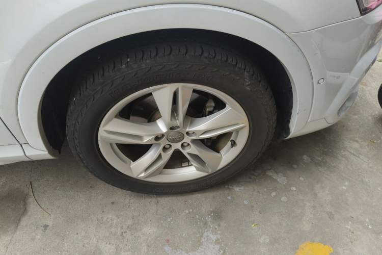 Used Audi Q3 2016 30 TFSI Fashion Model Right Front Wheel Hub