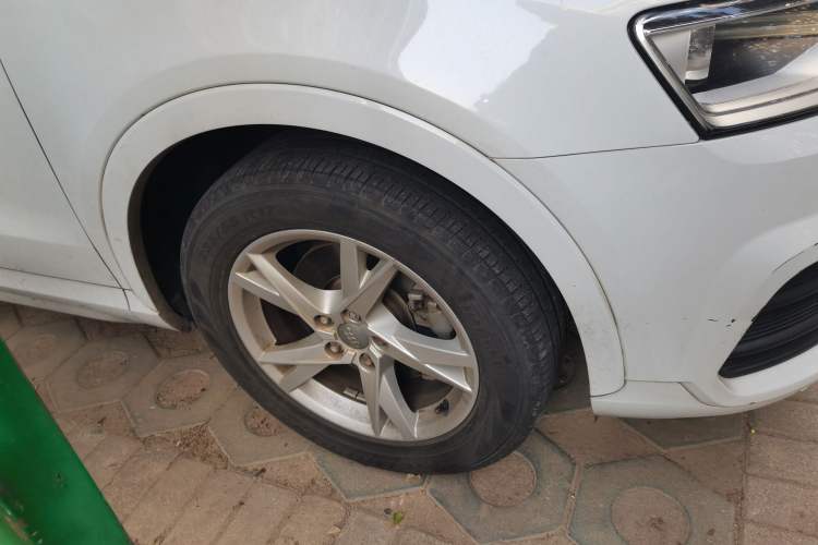 Used Audi Q3 2016 30 TFSI Fashion Model Right Front Wheel Hub