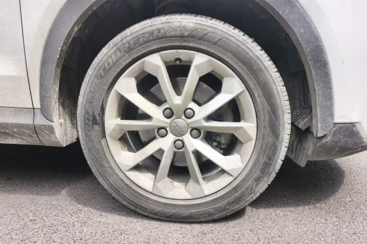 Used Audi Q3 2016 30 TFSI Standard Model Right Front Wheel Hub
